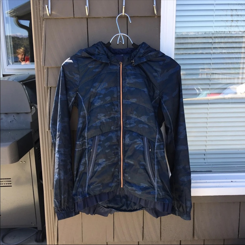 Lululemon Spring Fling Jacket Camo Oil Slick Blue - Picture 3 of 8